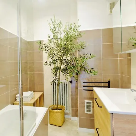 Elegant & Luminous 2-Br - Antibes City Center Extérieur photo